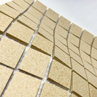 Winckelmans Jaune 202 Mouchetés – matte mosaikfliser på 20x20 mm på net