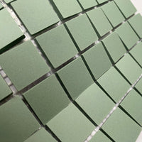 Winckelmans Vert Pale – matte Mosaikfliesen im Format 20x20 mm auf Netz
