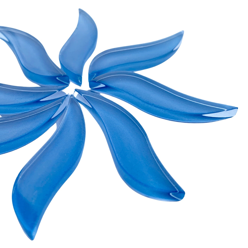 Wavy Petals Sky Blue