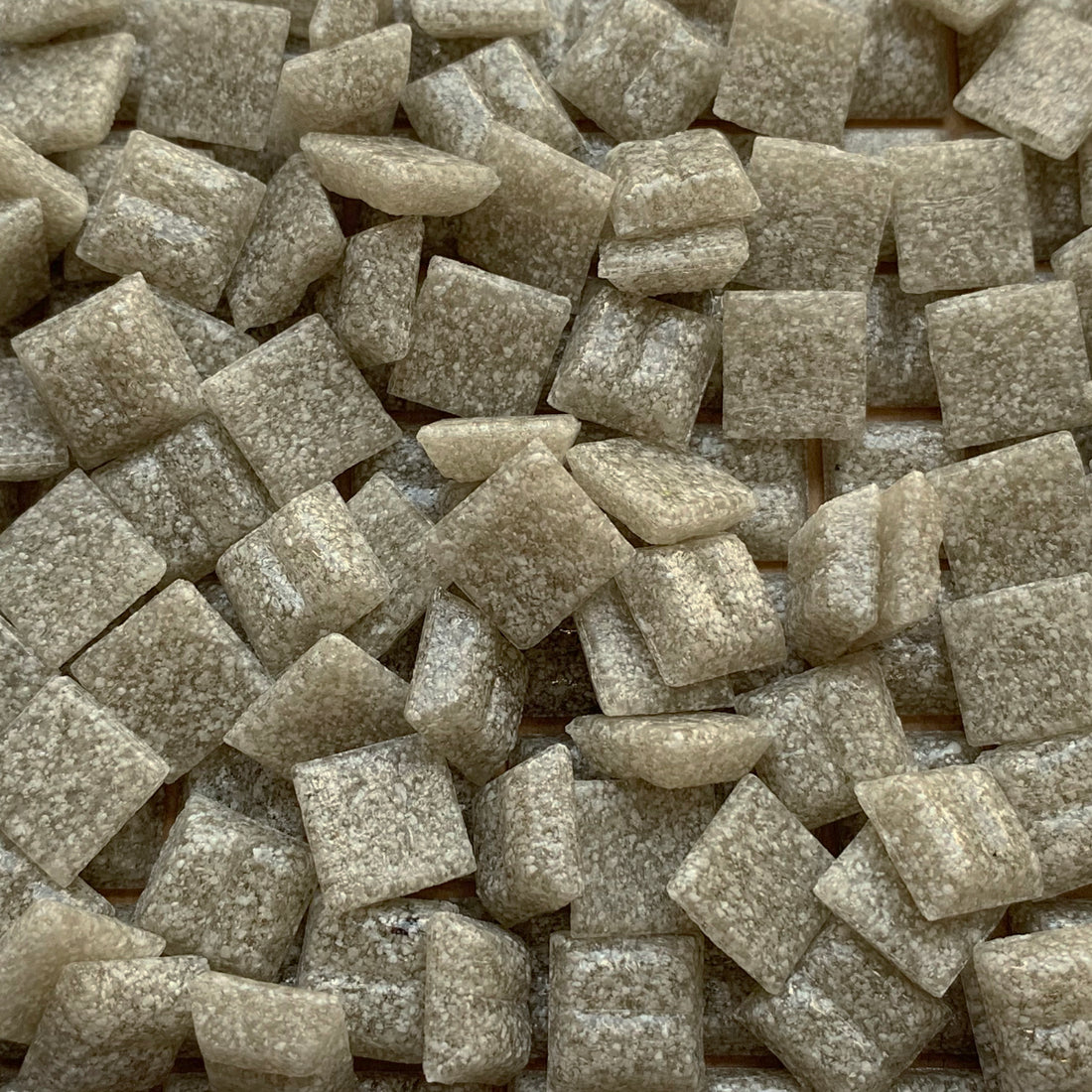 Glasmosaik 10mm Isvit (lös) 