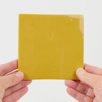 Video showing Morasutti Smalti mosaic tile – yellow – 11.5 x 11.5 cm, rotated to show full tile