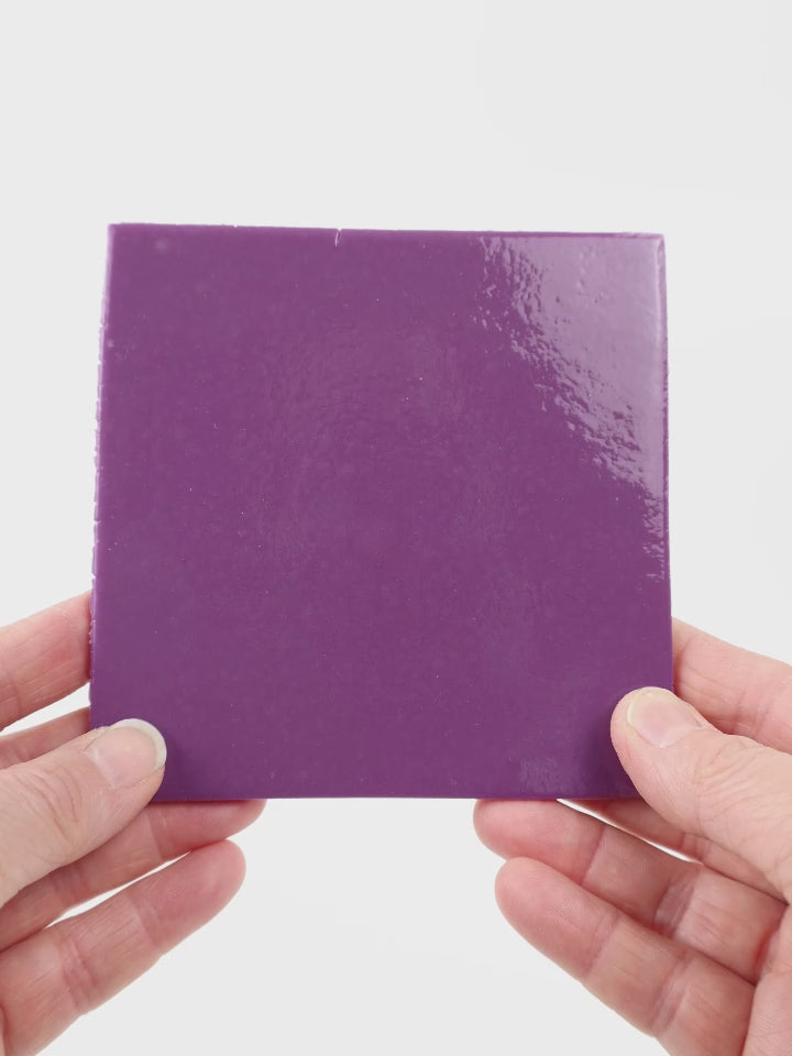 Video showing Morasutti Smalti mosaic tile – purple – 11.5 x 11.5 cm, rotated to show full tile
