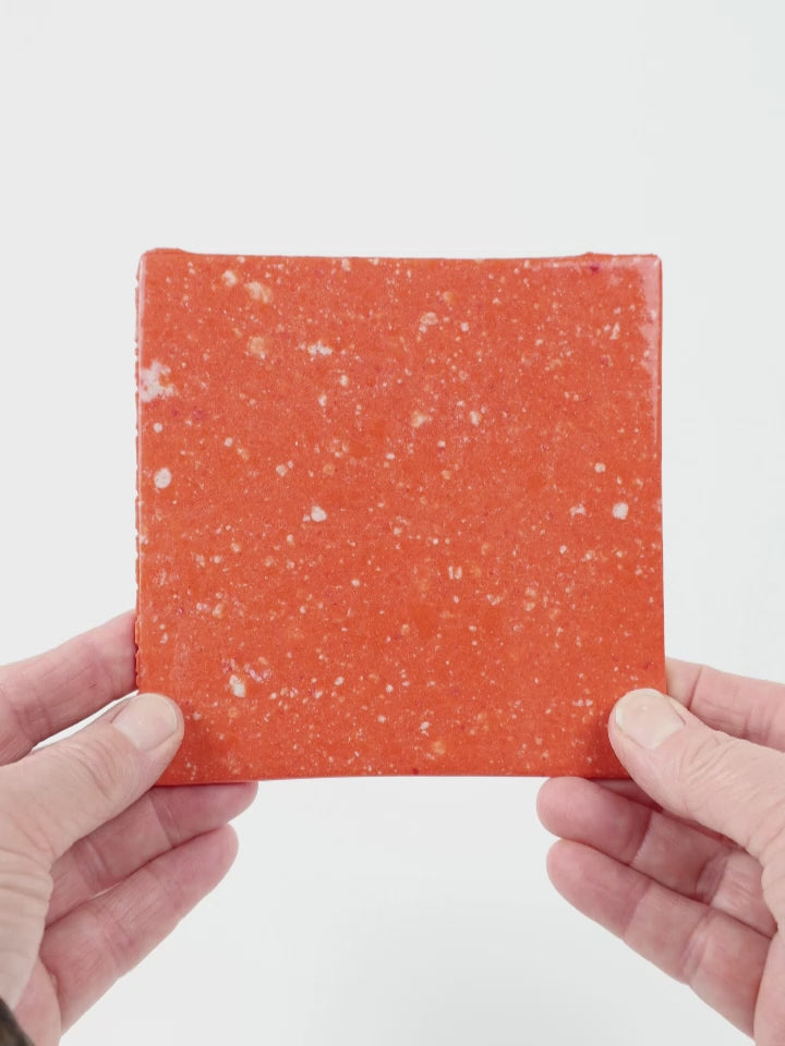 Video showing Morasutti Smalti mosaic tile – orange – 11.5 x 11.5 cm, rotated to show full tile