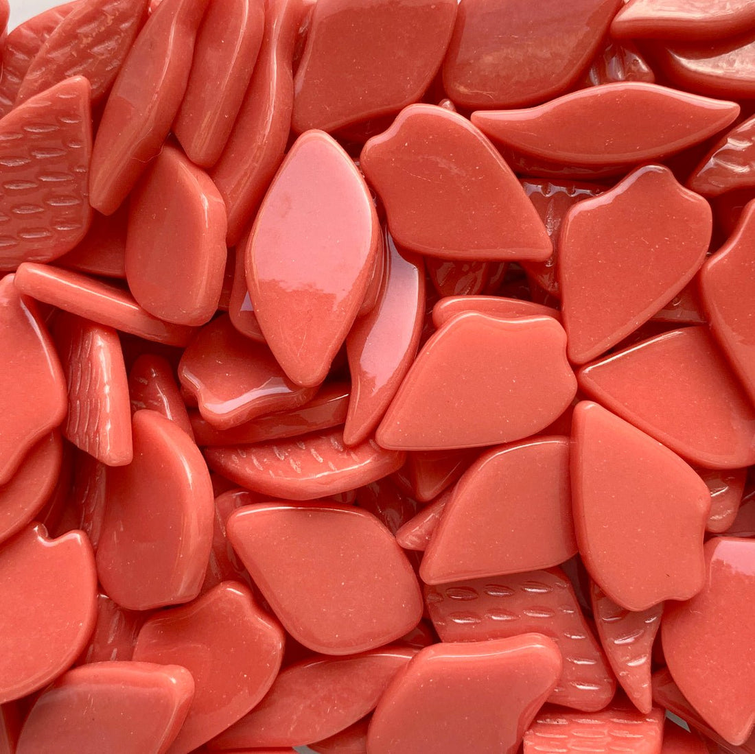 Lasimosaiikki – Lasiterälehdet oranssinpunainen - mosaicshop
