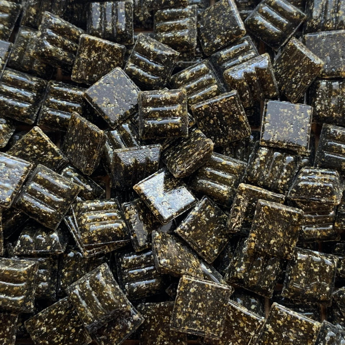 Lasimosaiikki 10mm maanruskea - mosaicshop