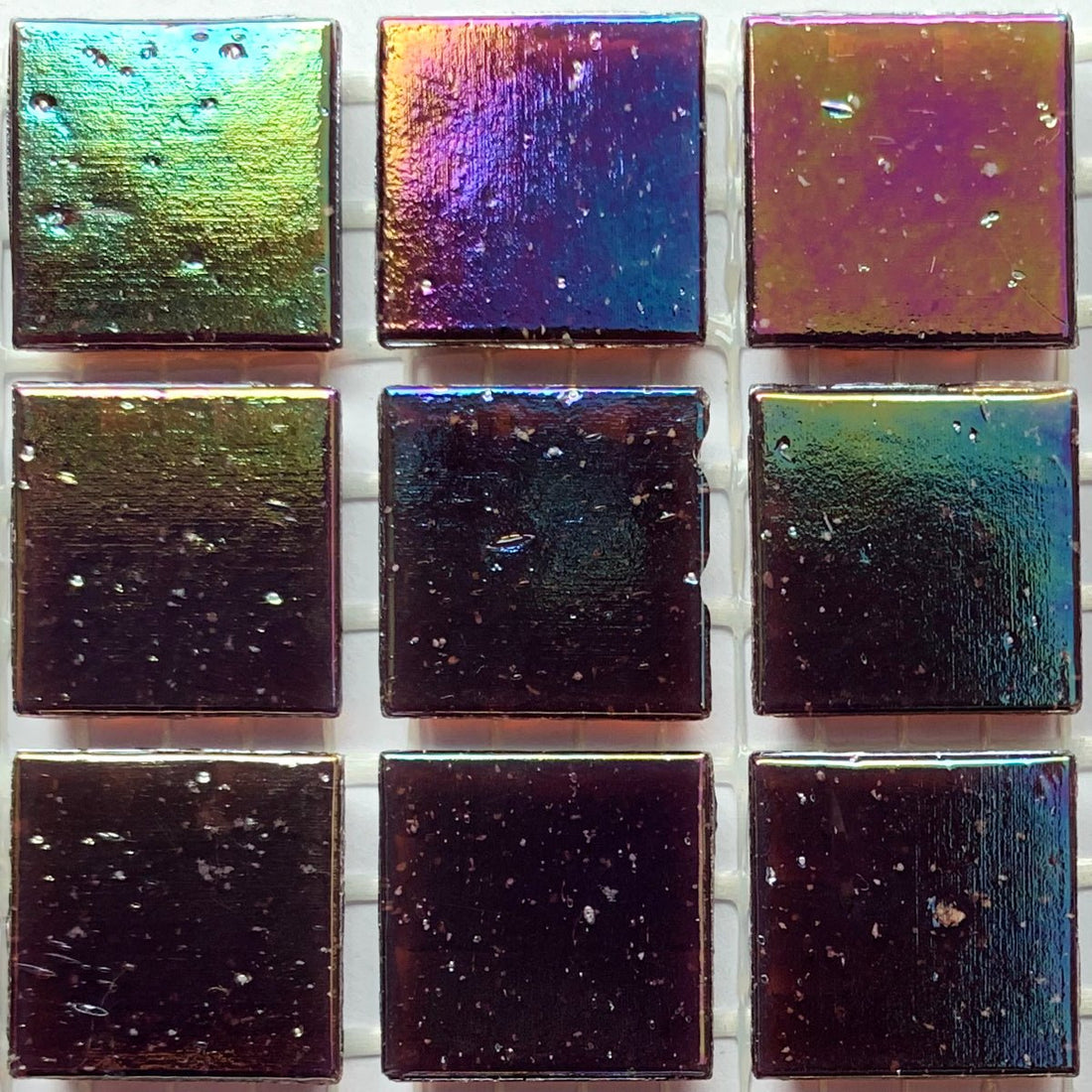 Irisoiva lasimosaiikki 20mm munakoiso - mosaicshop