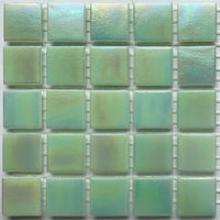 Irisoiva lasimosaiikki 20mm helmenvihreä - mosaicshop