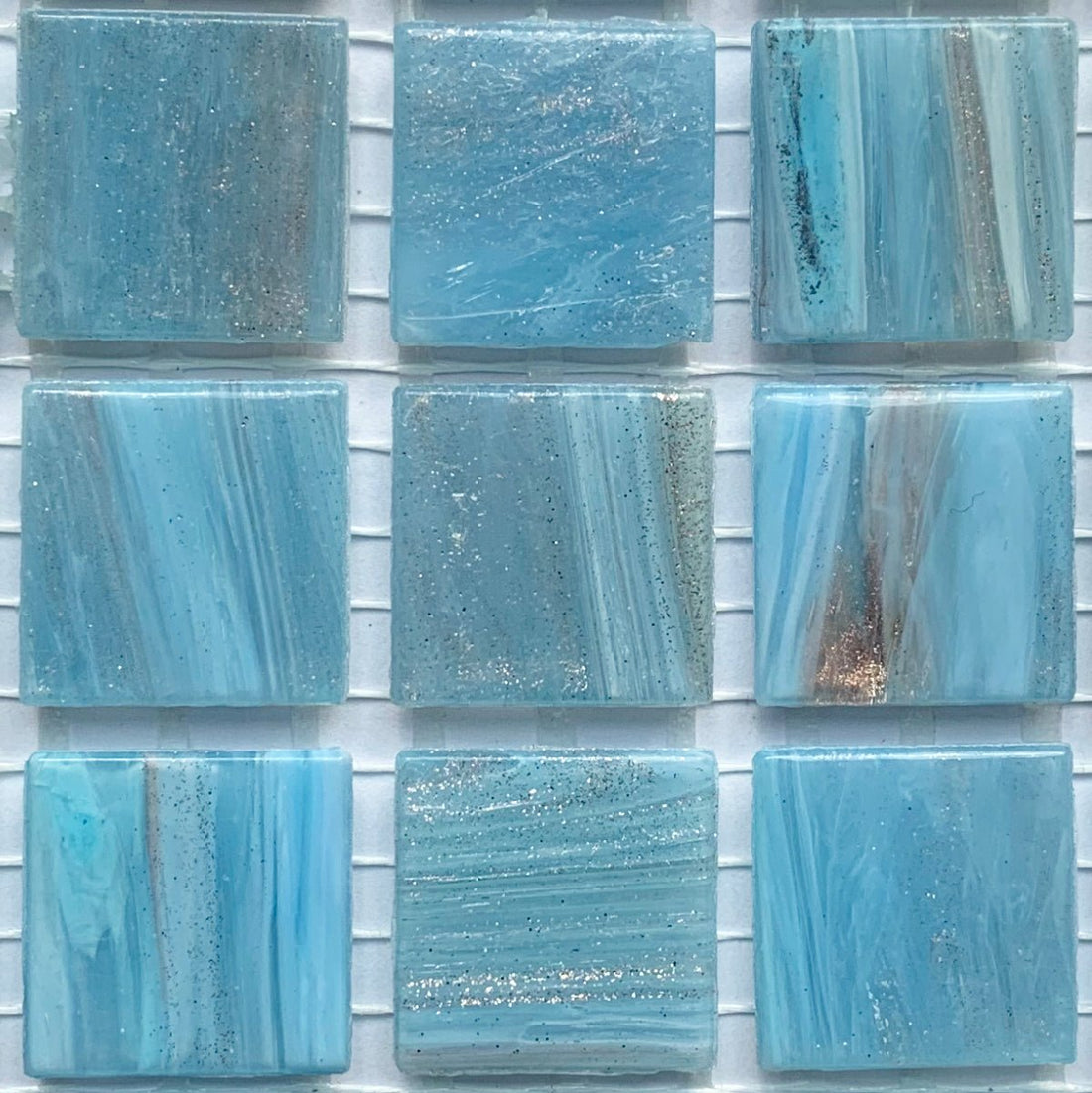Verre Mosaique - glass mosaic -Glasmosaik-glasmozaïek-Glasmozaiek met Goud Dooradert 20mm Gouden Wolk - mosaicshop