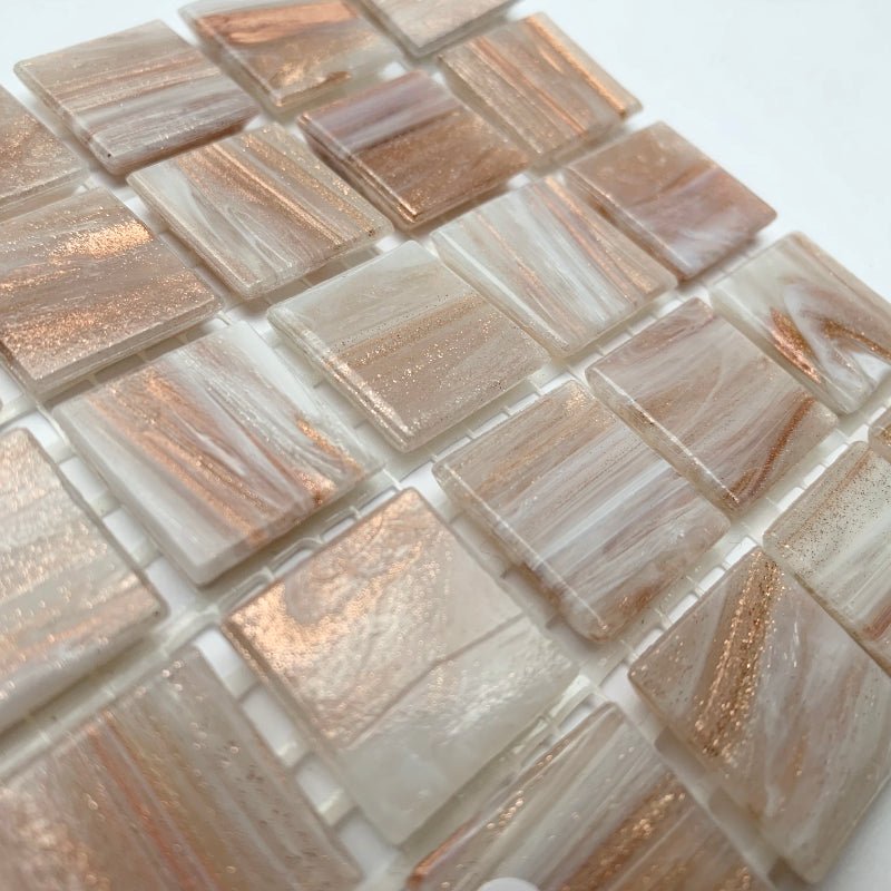 Kultasuoninen lasimosaiikki 20mm vaalea kulta - mosaicshop
