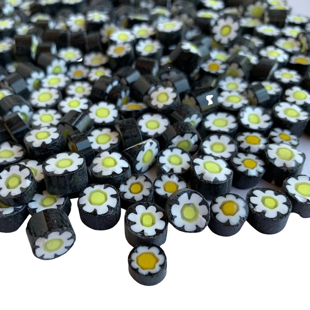 Lasimosaiikki – Millefiori musta/valkoinen/keltainen kukka 7/8 läpinäkyvä - mosaicshop