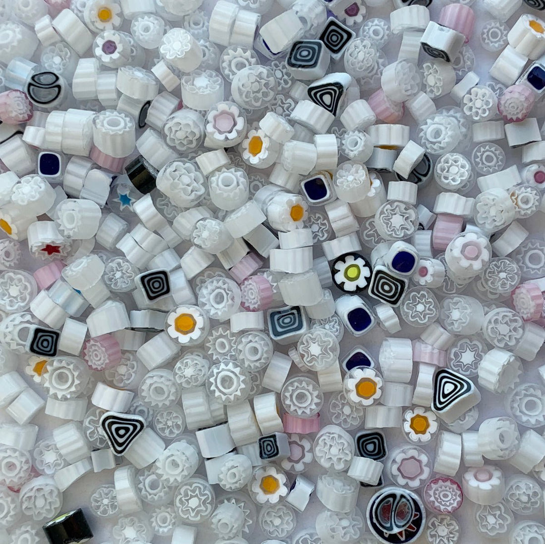 Lasimosaiikki – Millefiori valkoinen sekoitus - mosaicshop