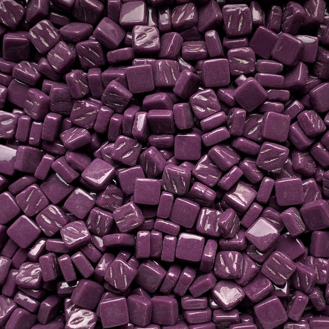 Lasimosaiikki – Ottoman 8mm viinirypäle - mosaicshop