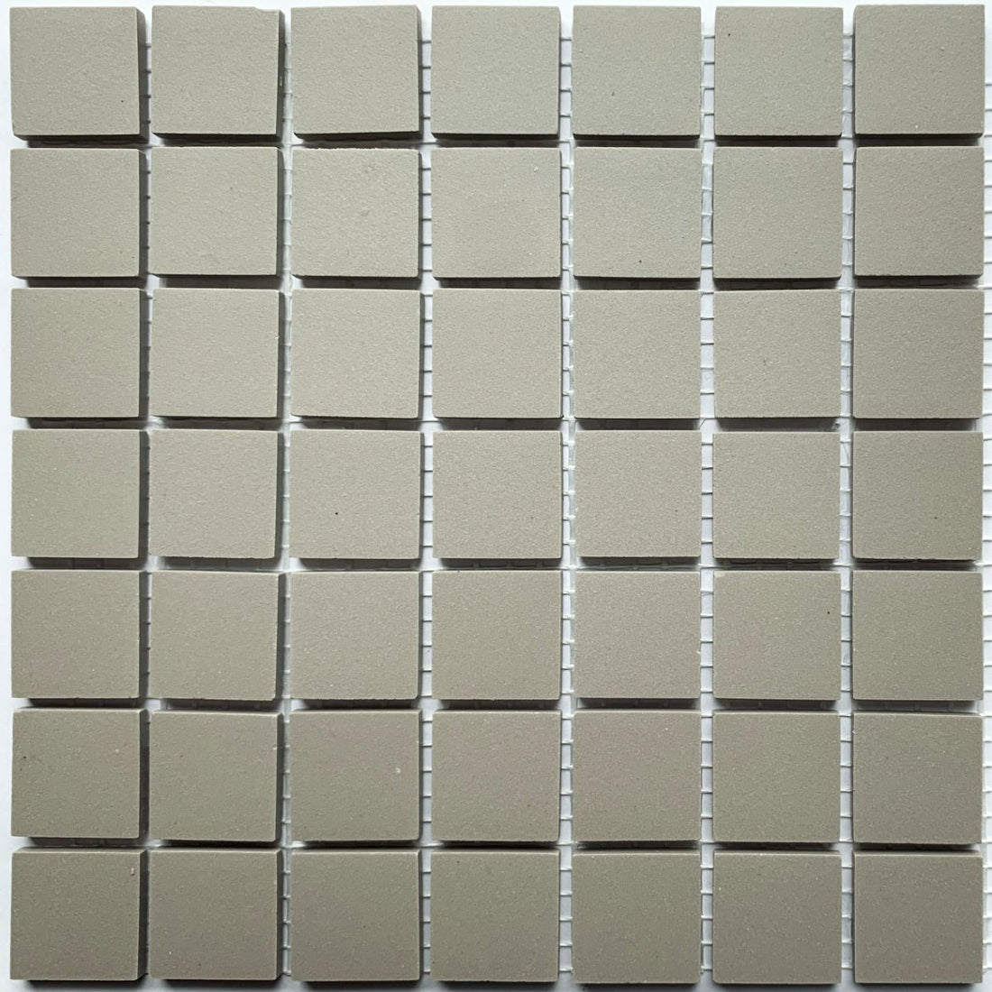 Winckelmans Gris Pale – matte mosaikfliser på 20x20 mm på net