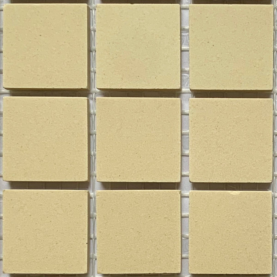 Winckelmans Ivoire – matt 20x20 mm mosaic tiles on mesh