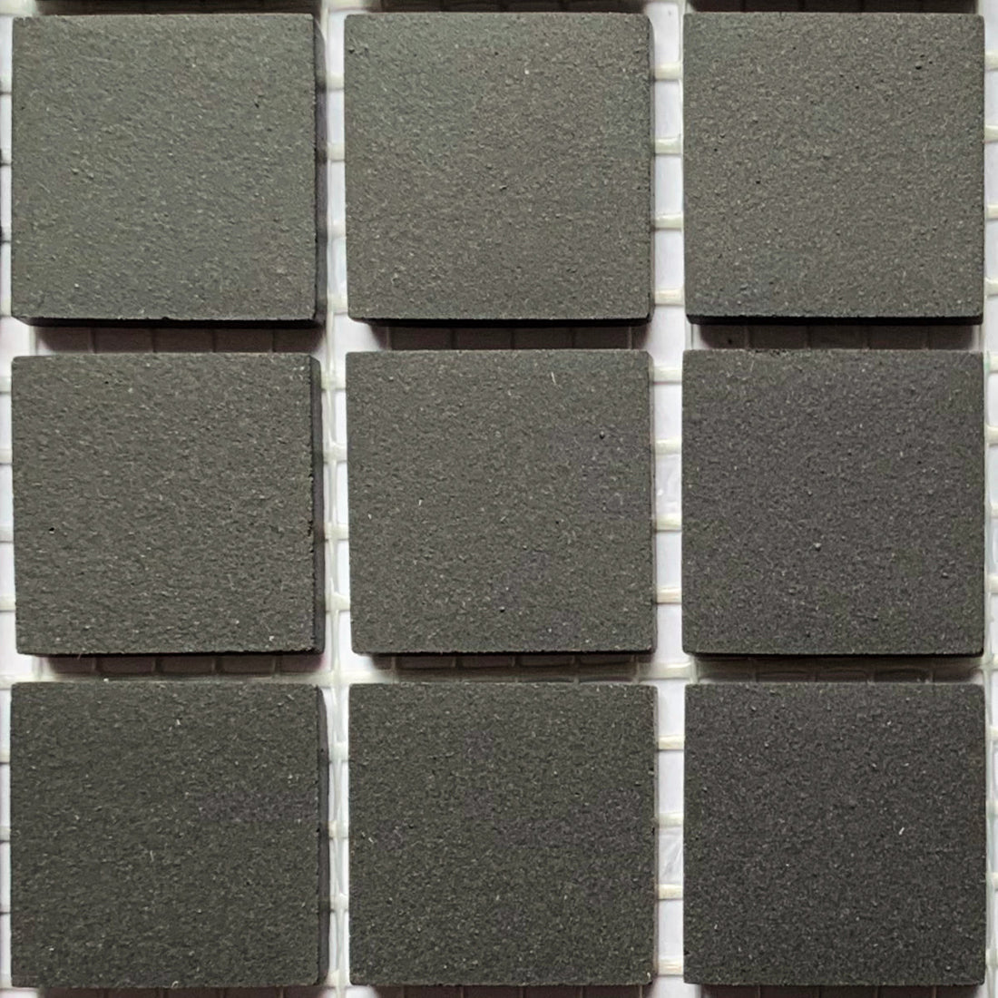 Winckelmans Noir – matt 50x50 mm mosaic tiles on mesh