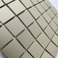 Winckelmans Perle – matte mosaikfliser på 20x20 mm på net